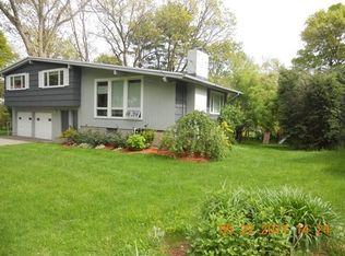 17 Tirrell Cres, Newton, MA 02467