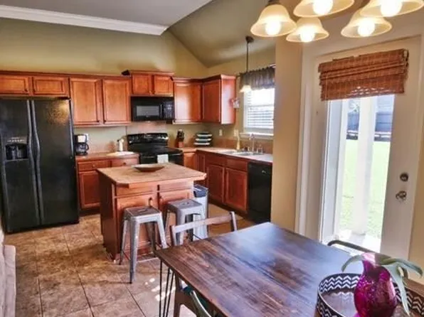 112 Peak Run, Youngsville, LA 70592