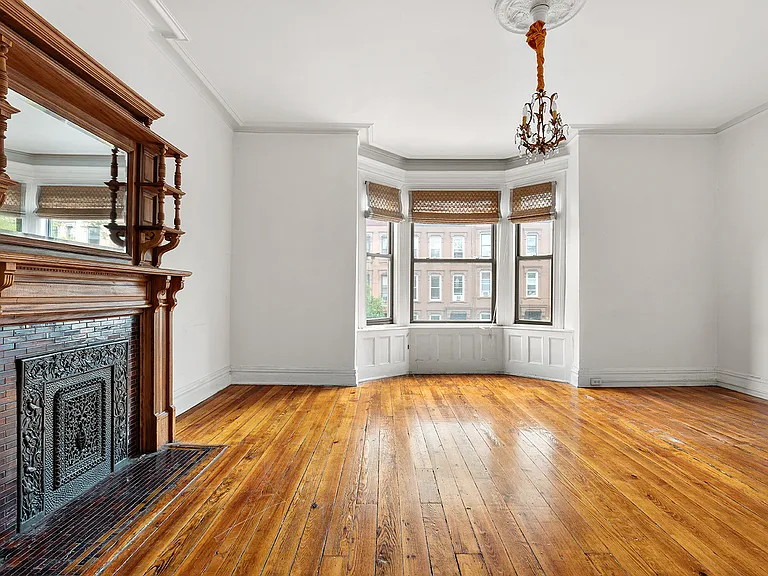 145 Halsey St #3 — Photo 6