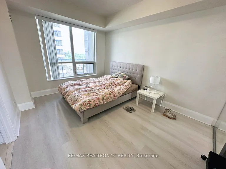 100 Harrison Garden Blvd #908 — Photo 11