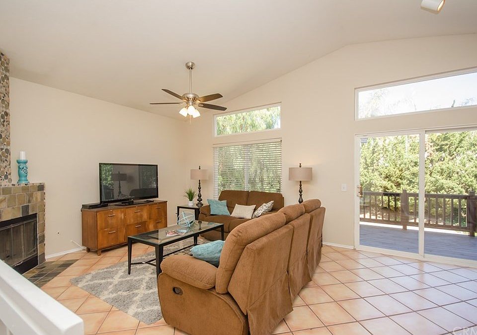 1st image of 44719 Johnston Dr