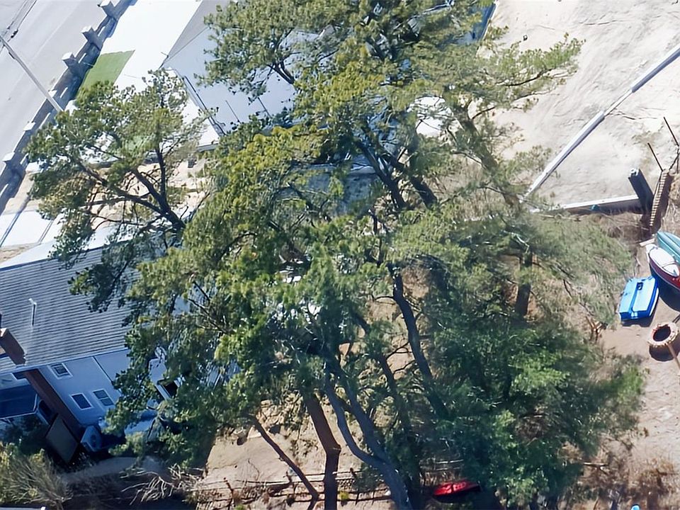 1st image of 111 Lakeside Trl #A