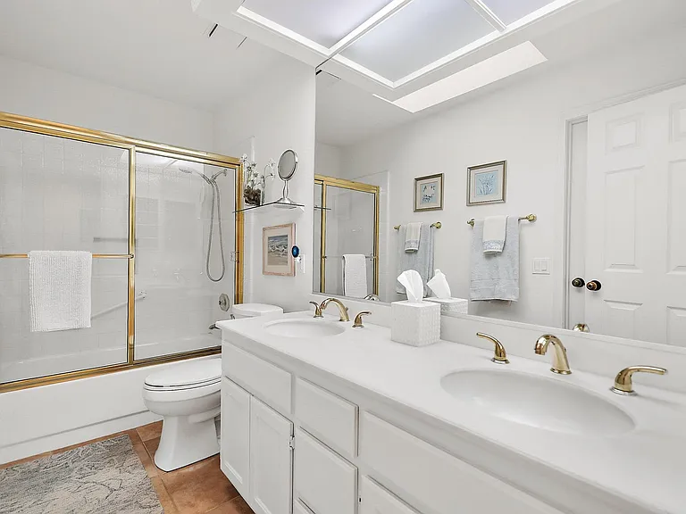 39 Blue River Dr — Photo 14