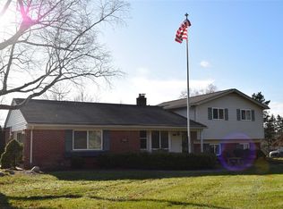 6659 Balmoral Ter, Clarkston, MI 48346