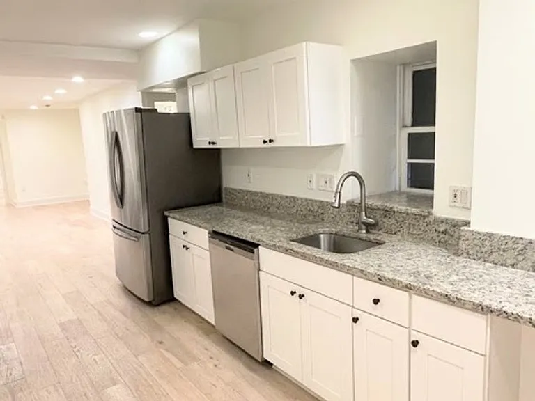 1351 Irving St, NW — Photo 6