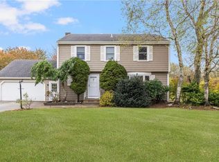 18 Coggeshall Way, Middletown, RI 02842
