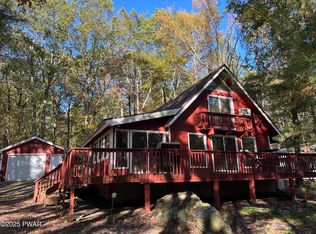 104 Heron Bay, Lords Valley, PA 18428