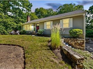 15 Surrey Ln, Sandwich, MA 02563