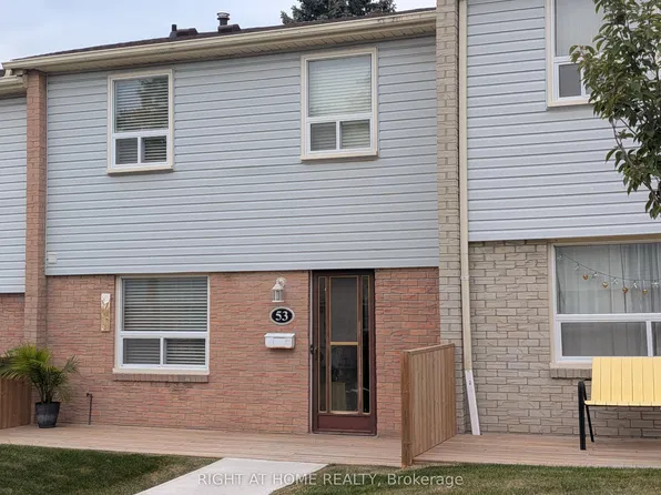 1055 Shawnmarr Rd #53, Mississauga, ON L5H 3V2