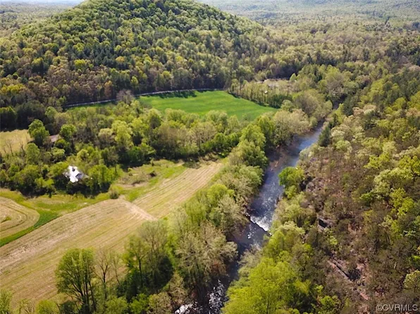 Deisher Blvd, Fincastle, VA 24090