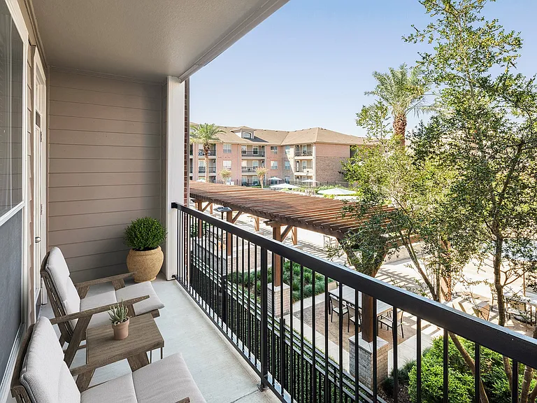 Elate Royal Oaks — Photo 12