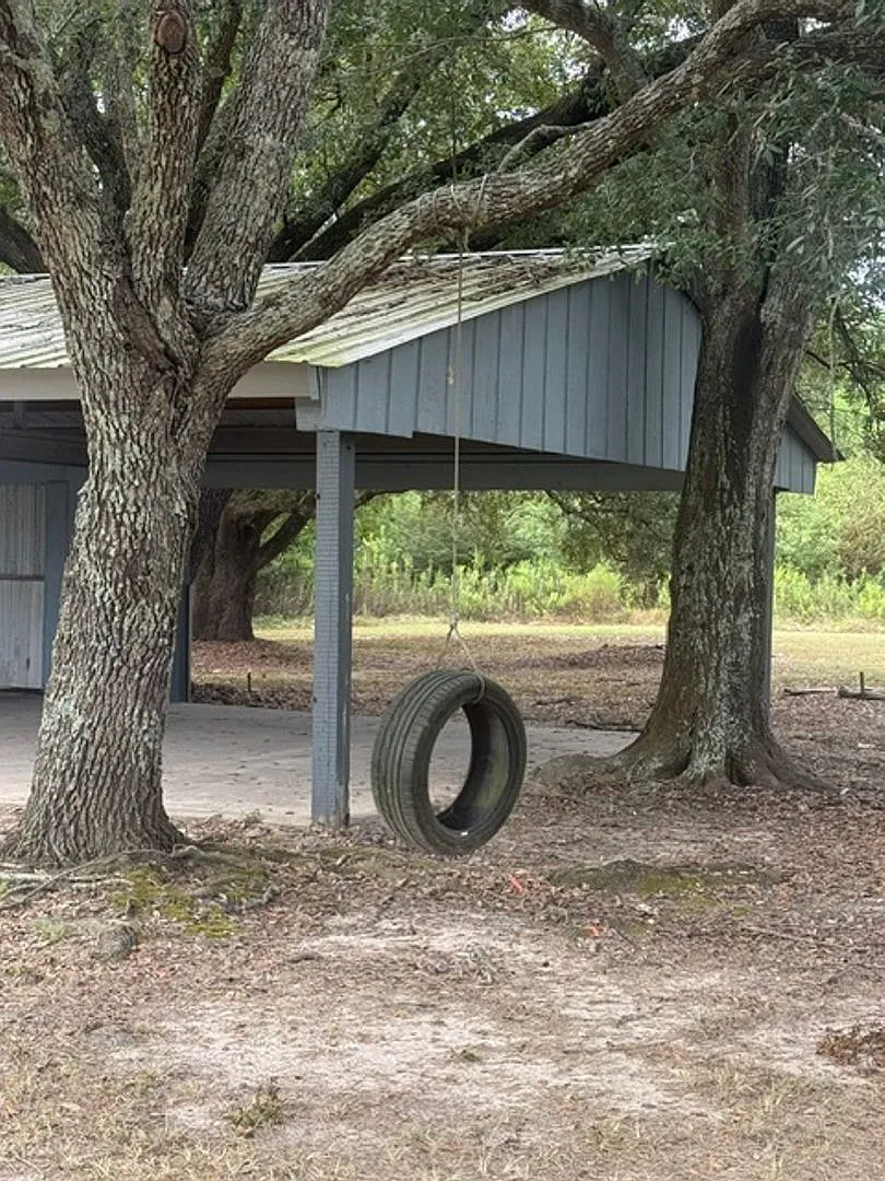2604 Bailey Rd. — Photo 4
