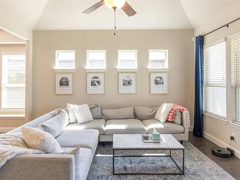 638 Brook Dr — Photo 14