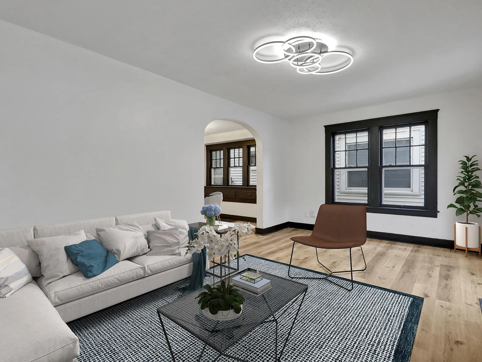 3 bed, 2100 sqft, $1,690 — Photo 1