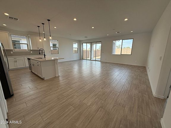 3rd image of 5350 W MANZANITA Drive