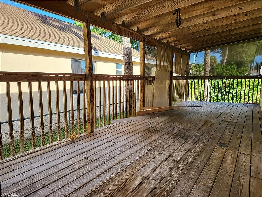 3 bed, 2.0 bath, 1156 sqft, $2,100 — Photo 3