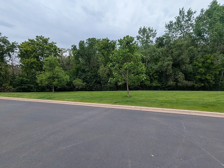 4041 Meadowlark Curv — Photo 30
