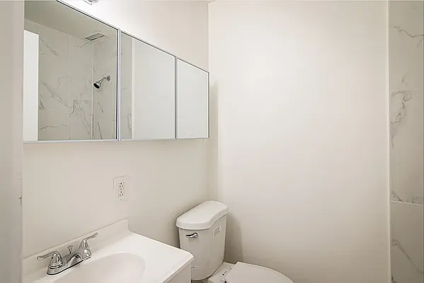 Rented by Nest Seekers International | media 3