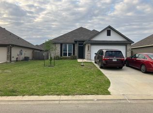 413 Fort Dix Ln, Caldwell, TX 77836