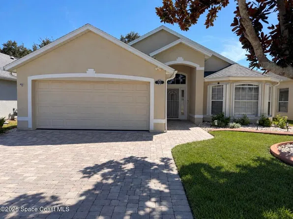 7823 Citrus Creek Dr, Melbourne, FL 32940