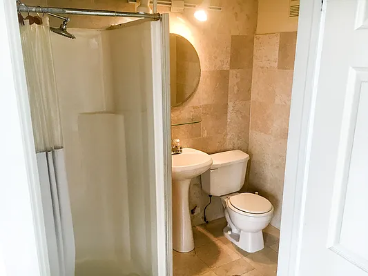 Rented by The Roebling Group | media 7