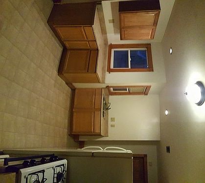 4th image of 3319 W Saint Paul Ave