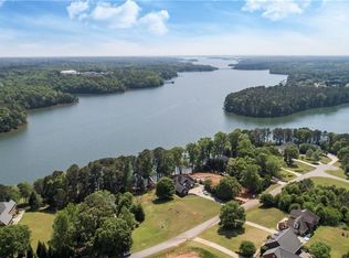 1014 N Shore Dr, Anderson, SC 29625