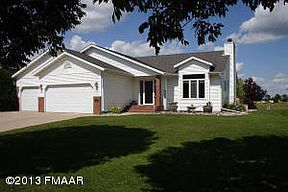 1st image of 3520 Westmoor Dr