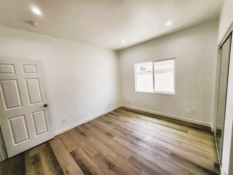 16047 Napa St — Photo 11