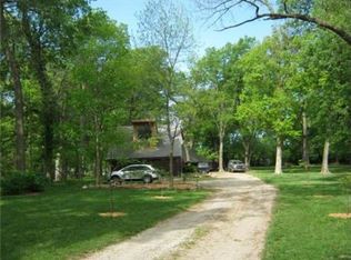 5708 Perry Ln, Merriam, KS 66203