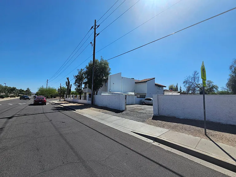 3046 E Marconi Ave #103 — Photo 7