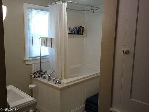 5th image of 838 Portage Trl