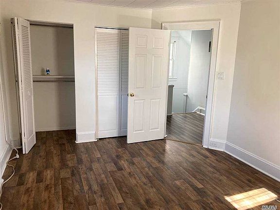 3rd image of 319 Daub Ave APT 2