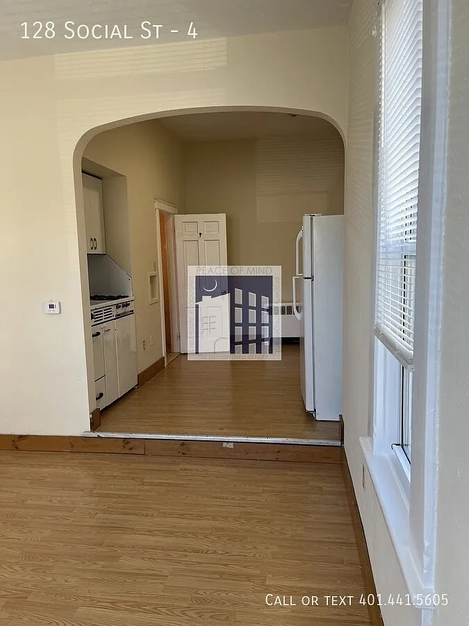 Cozy Studio with Private Entrance - Heat/HW/Electric Included for ONLY $1100/month!! — Photo 2
