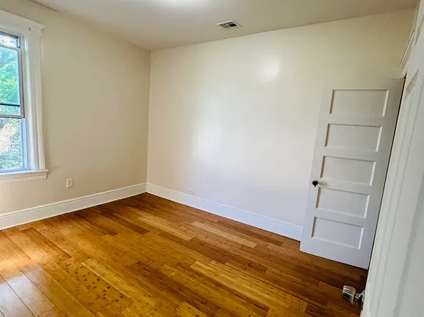 91 Wilkinson Avenue image 11 of 18