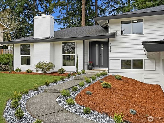 2nd image of 7606 91st Avenue SW