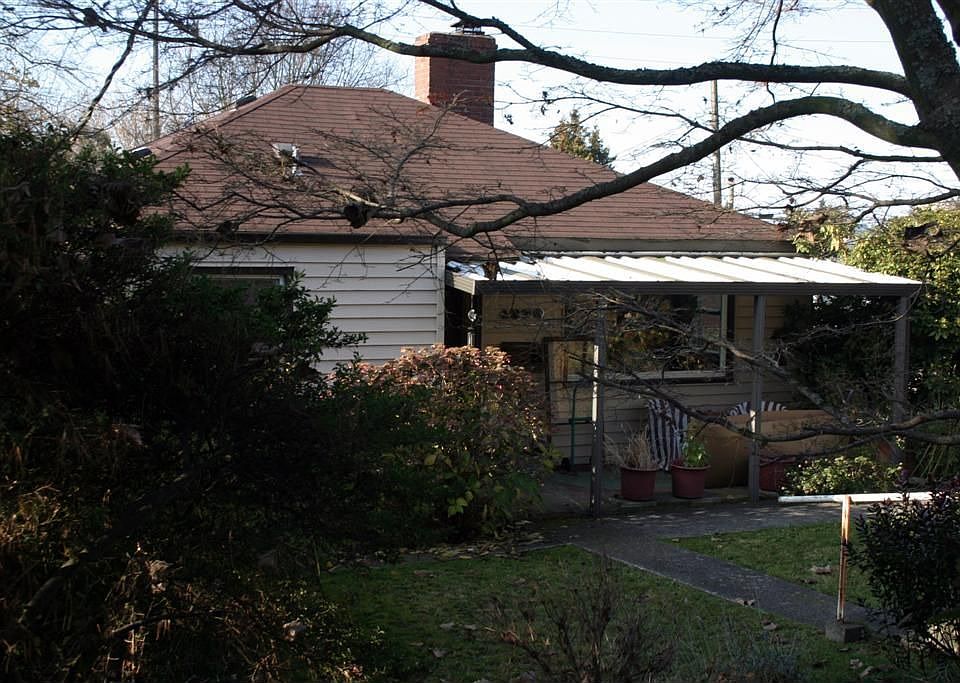 2nd image of 4339 Baker Ave NW