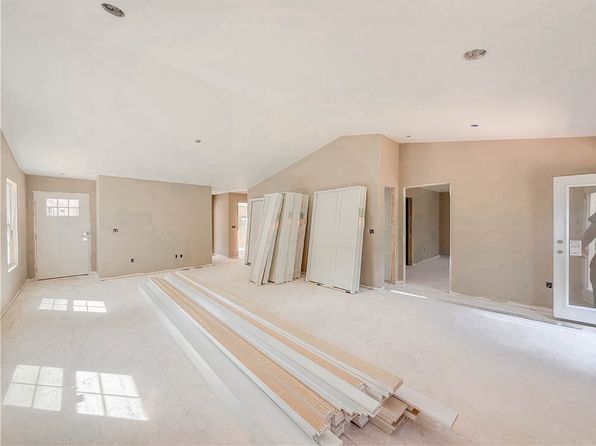 320 Code Cir, Seneca, SC 29678