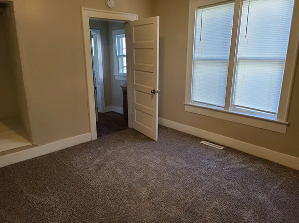 1019 Constitution St #1, Emporia, KS 66801