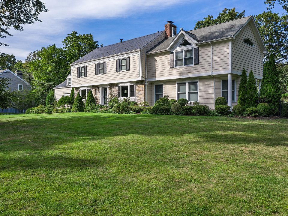 9 Seneca Trail EXT 36 - PRINT.jpg