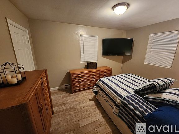 4th image of 228 Rogers Ave #A
