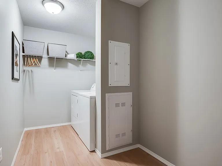 404 McConachie Way NW — Photo 7