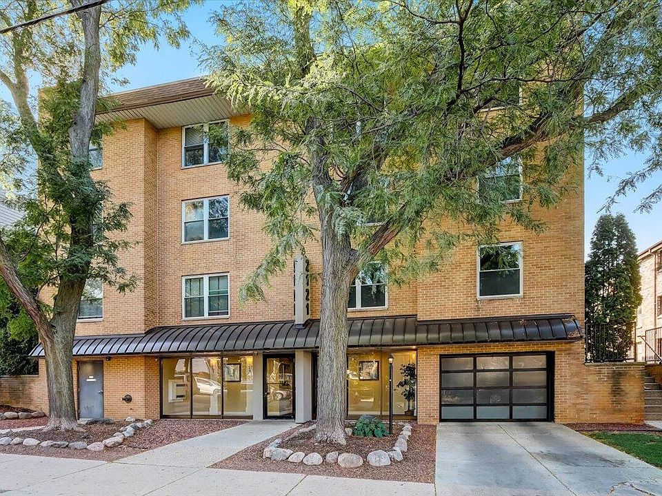 1st image of 2121 N Cambridge Ave APT 104