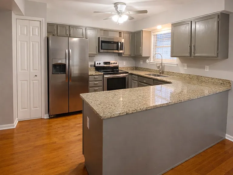 1842 Ryderwood Ct — Photo 1