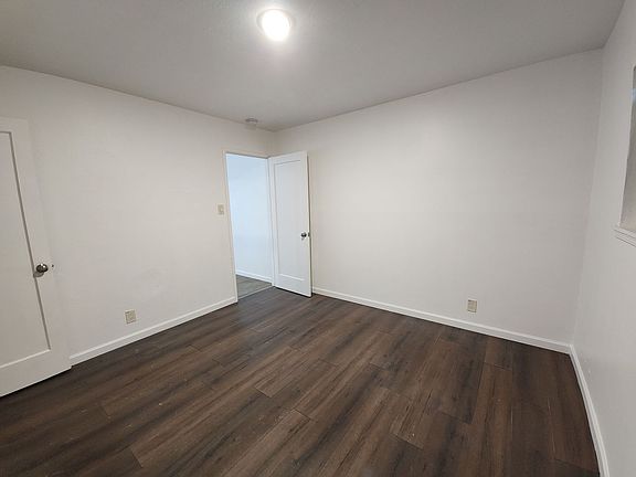 4th image of 5630 53rd St #3