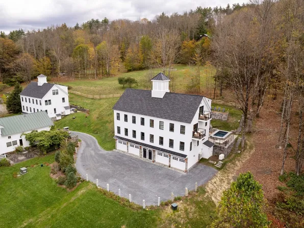 51 Watkins Way Unit 2, Woodstock, VT 05091