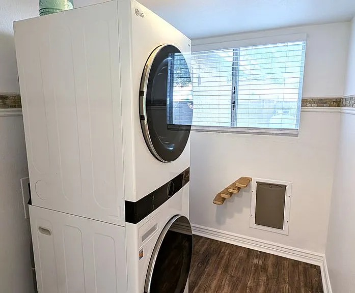 2363 W Hemlock Ct — Photo 31