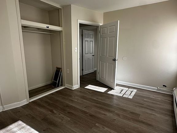 3rd image of 211 Fairmount Ave Floor 3ER