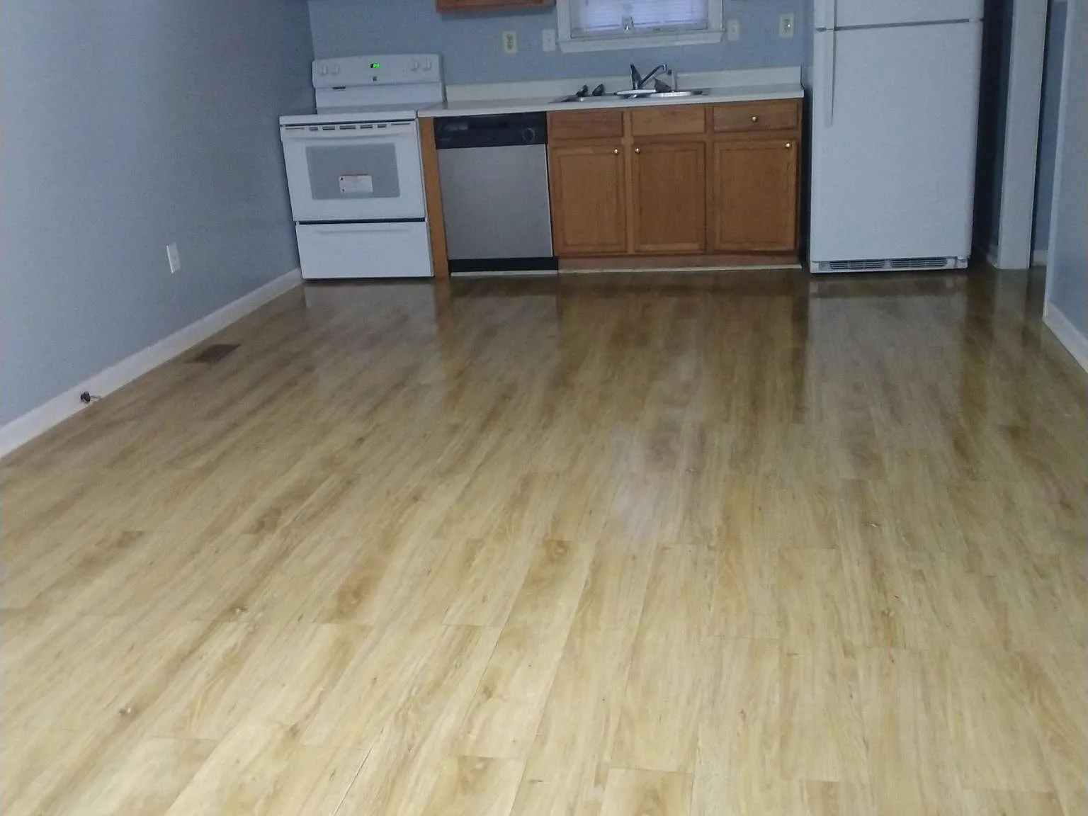 1662 Pineland St — Photo 2