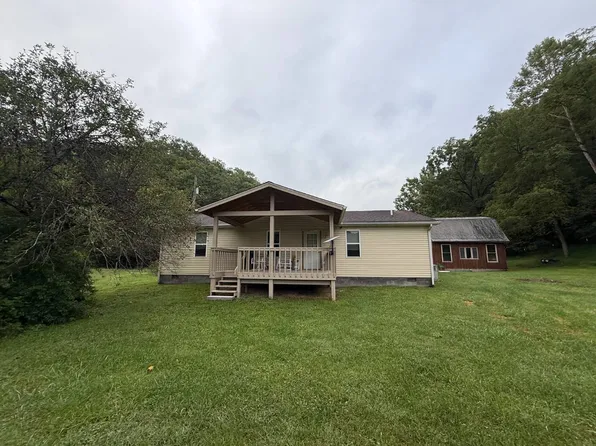 456 Walker Creek Rd, Chloe, WV 25235